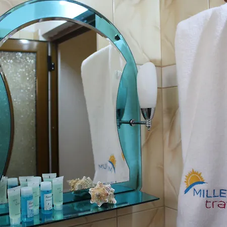Hotel Hotel Holiday Sarande