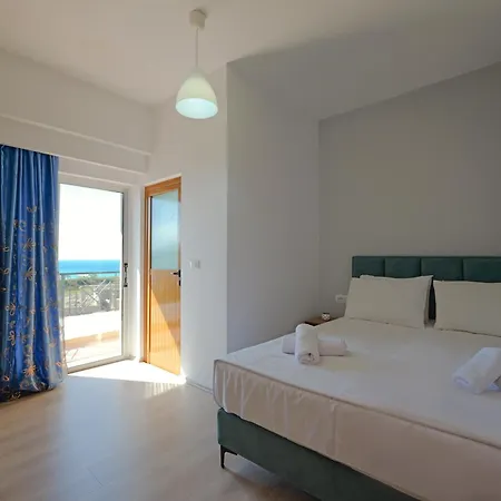 Hotel Holiday