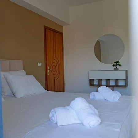 Hotel Holiday Sarande